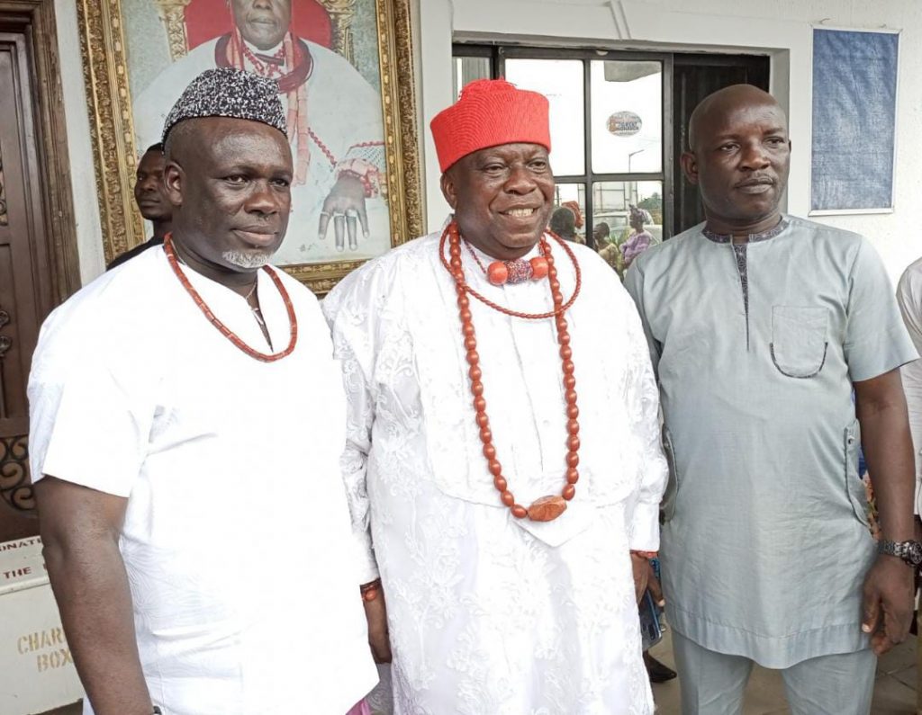 PHOTOS: Renowned Nigerian Lawyer, Albert Akpomudje Installed As Akpile ...